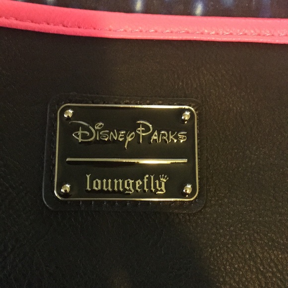 Nwt disney parks loungefly reversible sequence bag - Picture 5 of 5